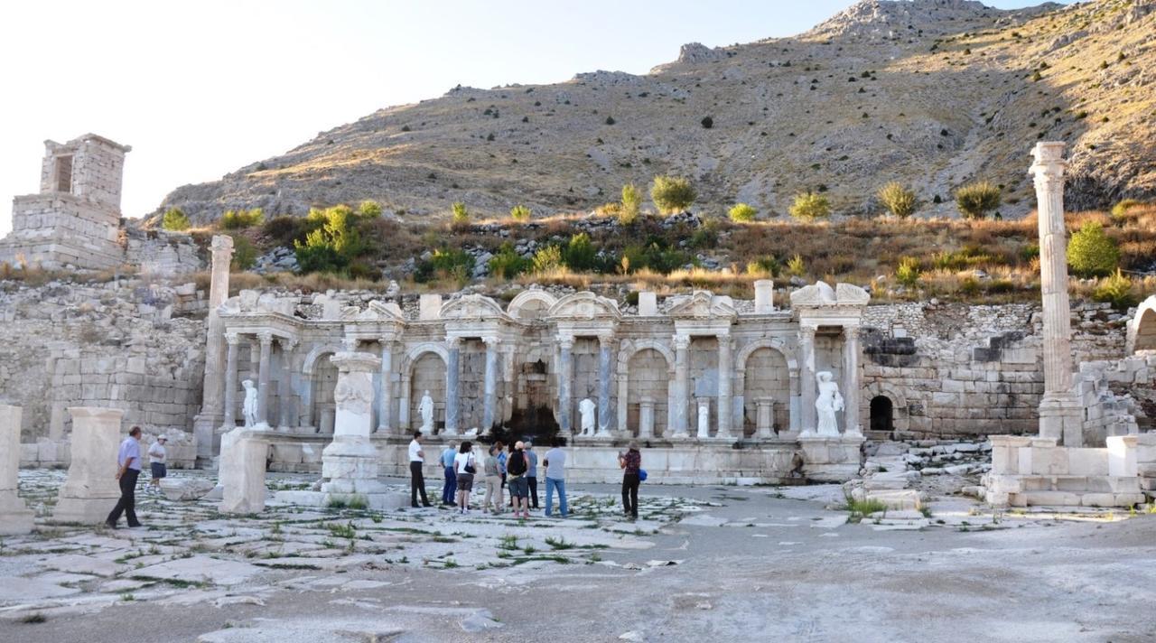 Alanlar Alabalik Ve Otel Ağlasun エクステリア 写真